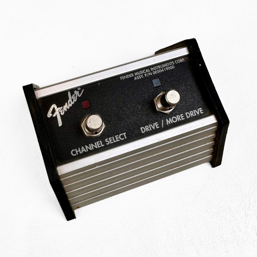 Fender Deluxe 90 PR 402 Solid State 1x12 Combo Guitar Amplifier