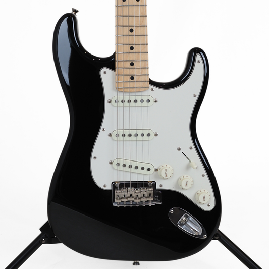 Fender Made in Japan Junior Collection Short-Scale Stratocaster Electric Guitar in Black