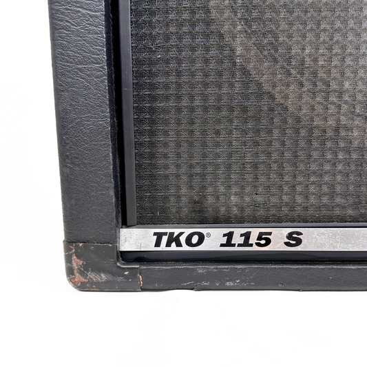 Peavey TKO 115 S 1×15″ Solid-State Bass Combo Amplifier