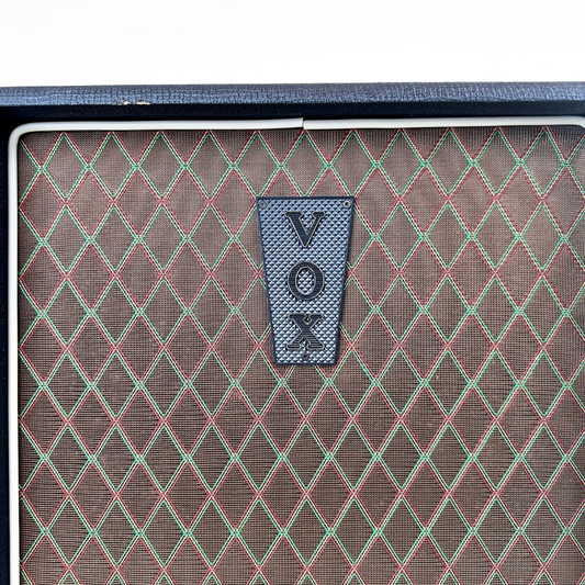 Vox T-25 Bass Combo Amplifier 25 W Solid-State, 1 × 10" + Horn Tweeter, Ceramic Cabinet