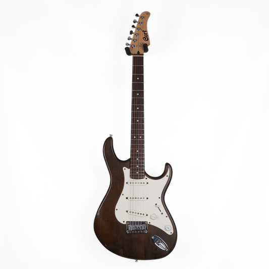 Cort G100 G-Series Stratocaster in Open-Pore Walnut