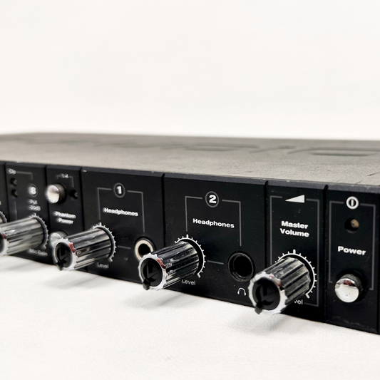 M-Audio ProFire 2626 High-Definition 26-in/26-out FireWire Audio Interface with Octane Preamp Technology Rack Mounted Unit