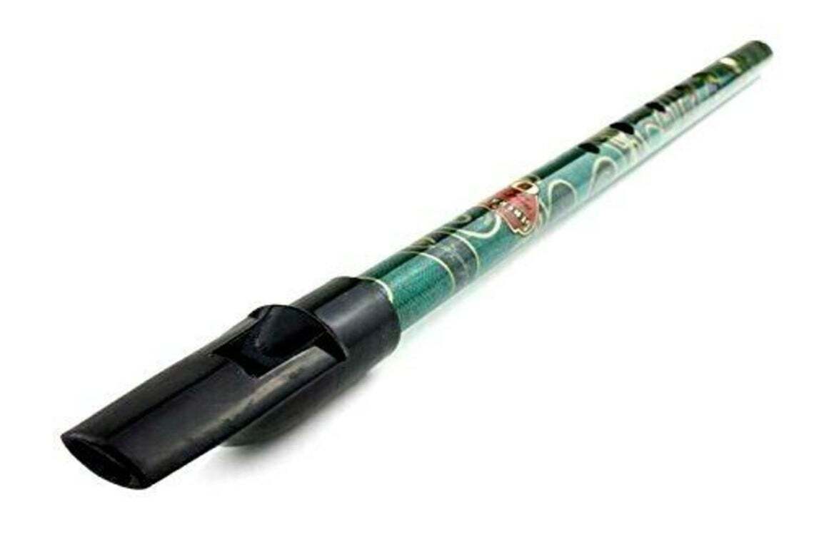 Generation GENBDWGRN Boho Designer English Tin Penny Whistle in Macdougal Green (D)