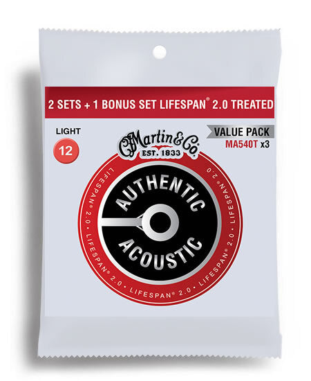 Martin MA540 Value Pack Authentic Acoustic Lifespan 2.0 Phosphor Bronze 92/8 Light Acoustic Guitar String Set (12-54)
