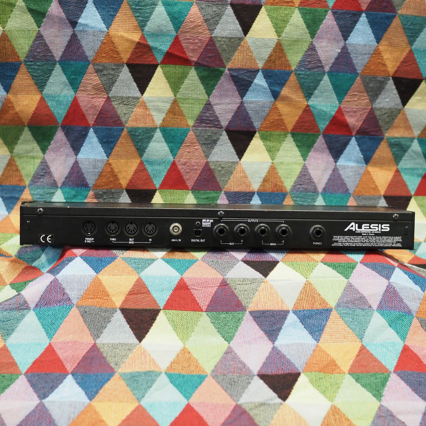 Alesis Quadrasynth S4 64-Voice Digital Synthesizer Rack Mounted Unit