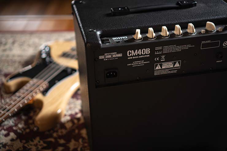 Cort CM40B 40 Watt Bass Amplifier