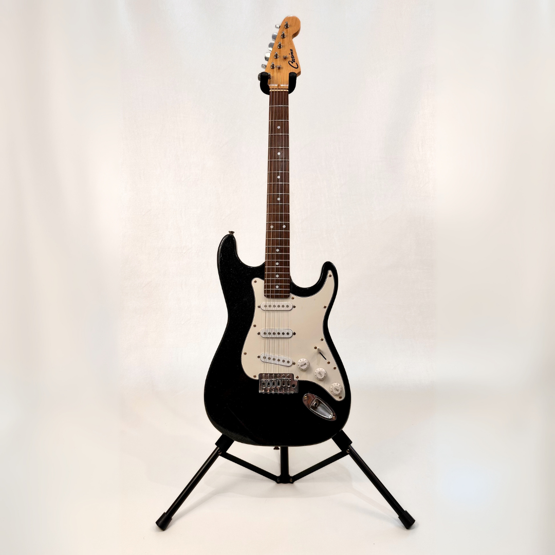 Hall of Fame: Casino CST-22 Stratocaster-Style Electric Guitar in Black Glitter