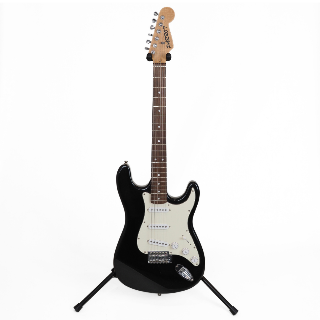 Hall of Fame: Parrot Stratocaster-Style Electric Guitar in Black