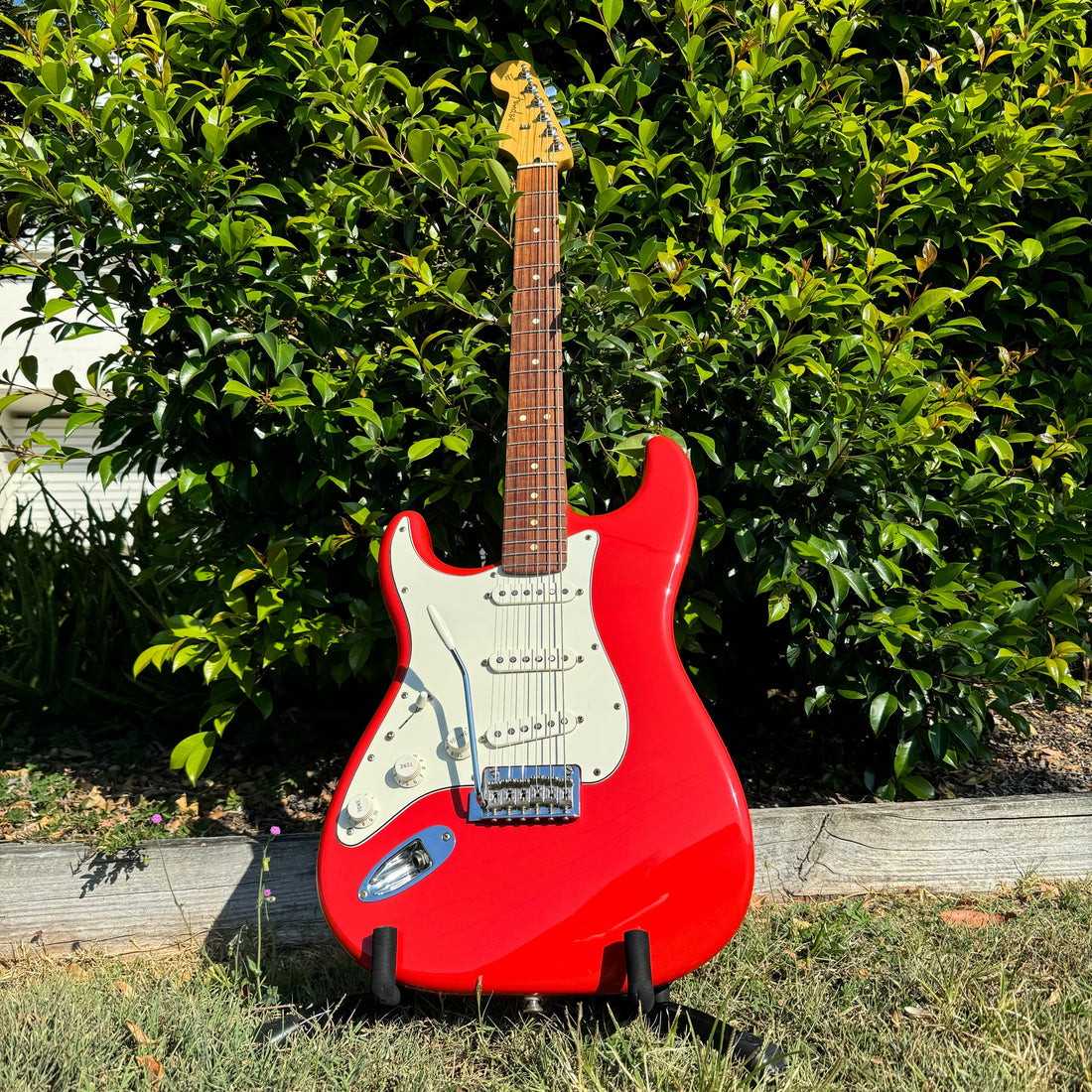 Hall of Fame: Fender Player Series Stratocaster Electric Guitar (Left-Handed)