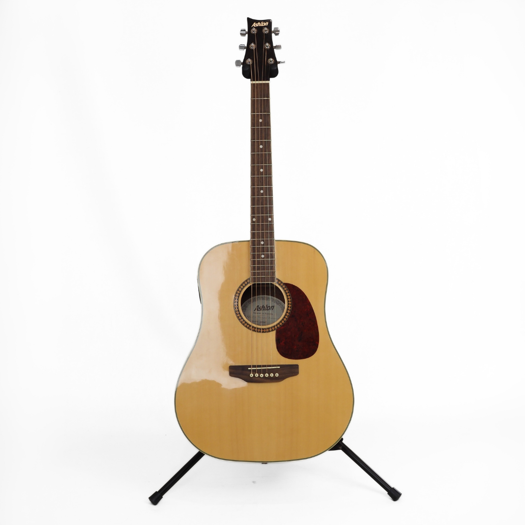 Hall of Fame: Ashton D25 Dreadnought Acoustic Guitar