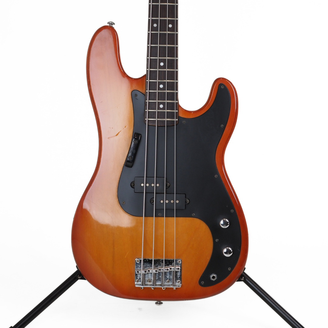 Hall of Fame: Magnum MAB-4/0S Bass Guitar in Sunburst