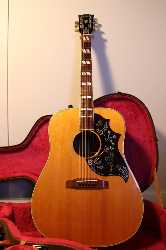 1990 Gibson Hummingbird