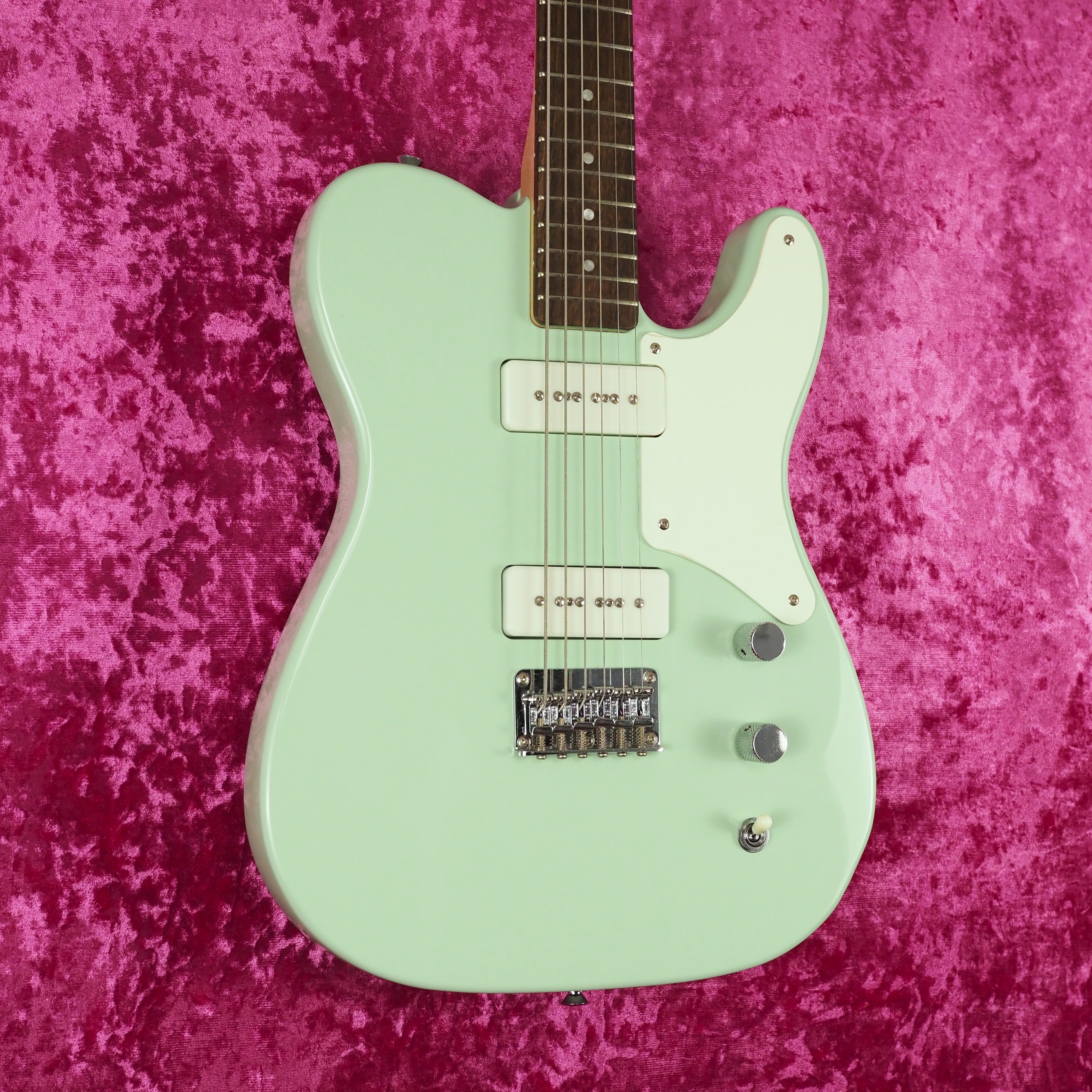 Hall of Fame: Squier Paranormal Baritone Cabronita Telecaster