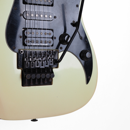 1991 Heartfield by Fender Talon TA-II Electric Guitar in Pearlescent White