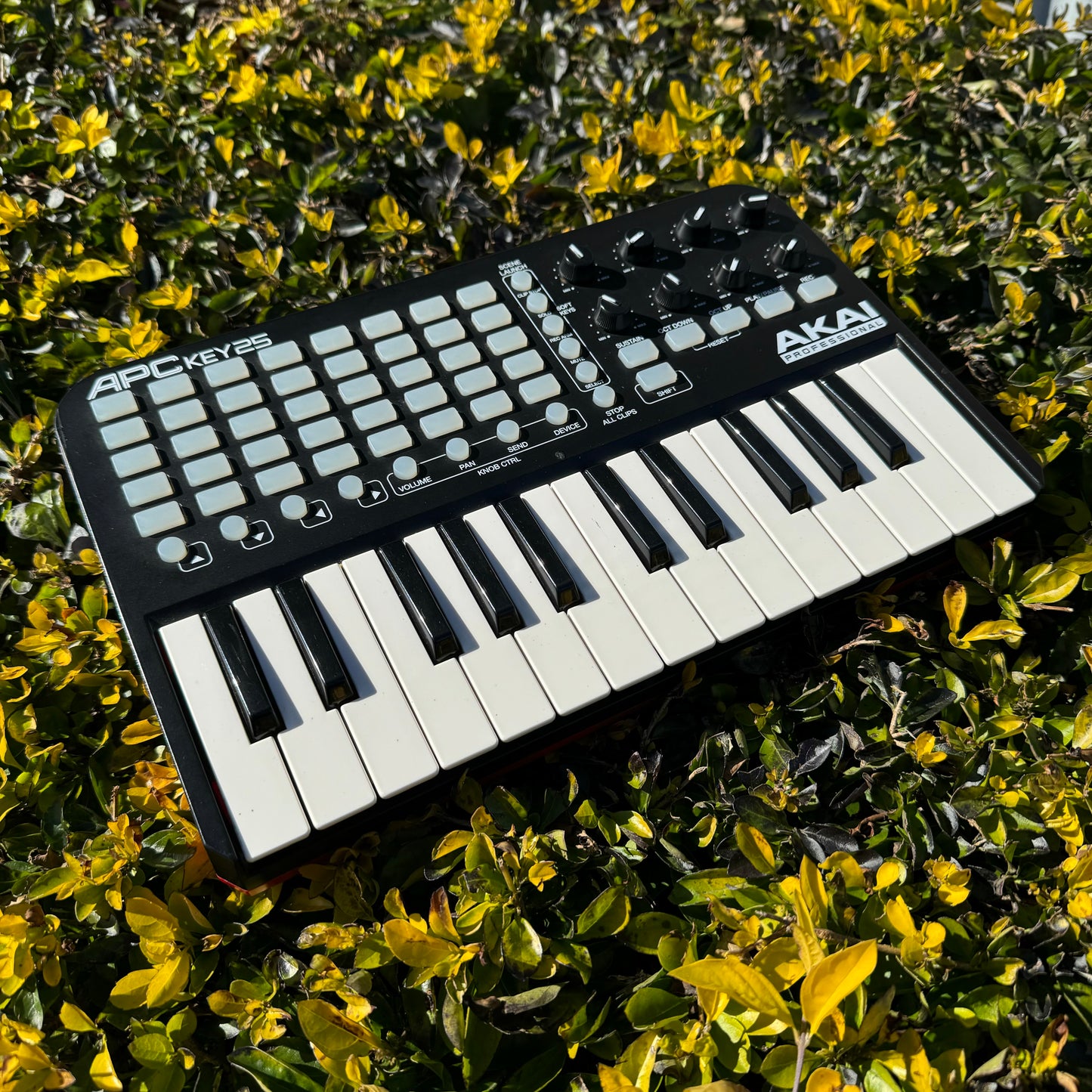 AKAI APCKEY25