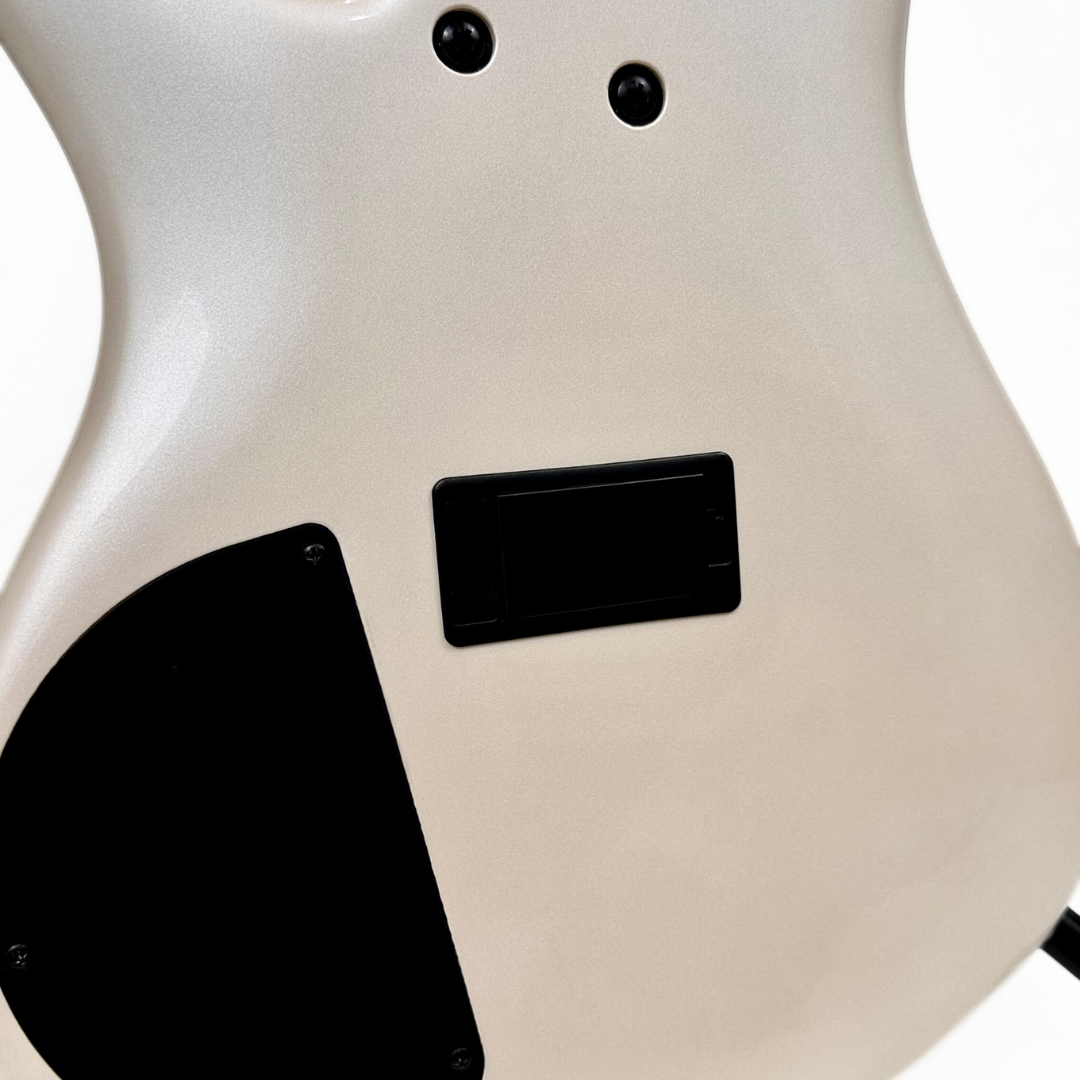 2012 SDGR by IBANEZ Soundgear SR300 Bass Guitar in Pearl White Finish