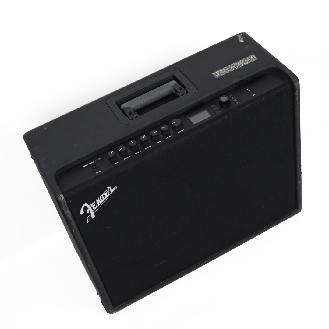 Fender Mustang GT-200 200-Watt Bluetooth Enabled Solid State Modeling Guitar Combo Amplifier