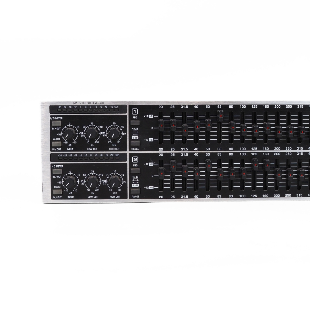 Behringer Ultragraph Pro FBQ3102 31-Band Stereo Graphic Equalizer Rack Mounted Unit