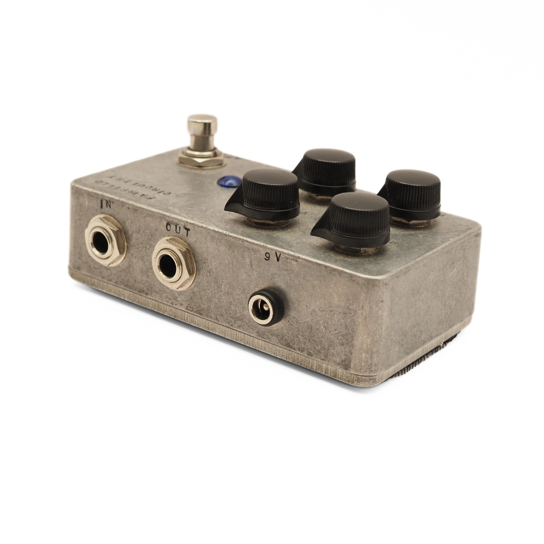 Fairfield Circuitry ~900 Fuzz Effects Pedal