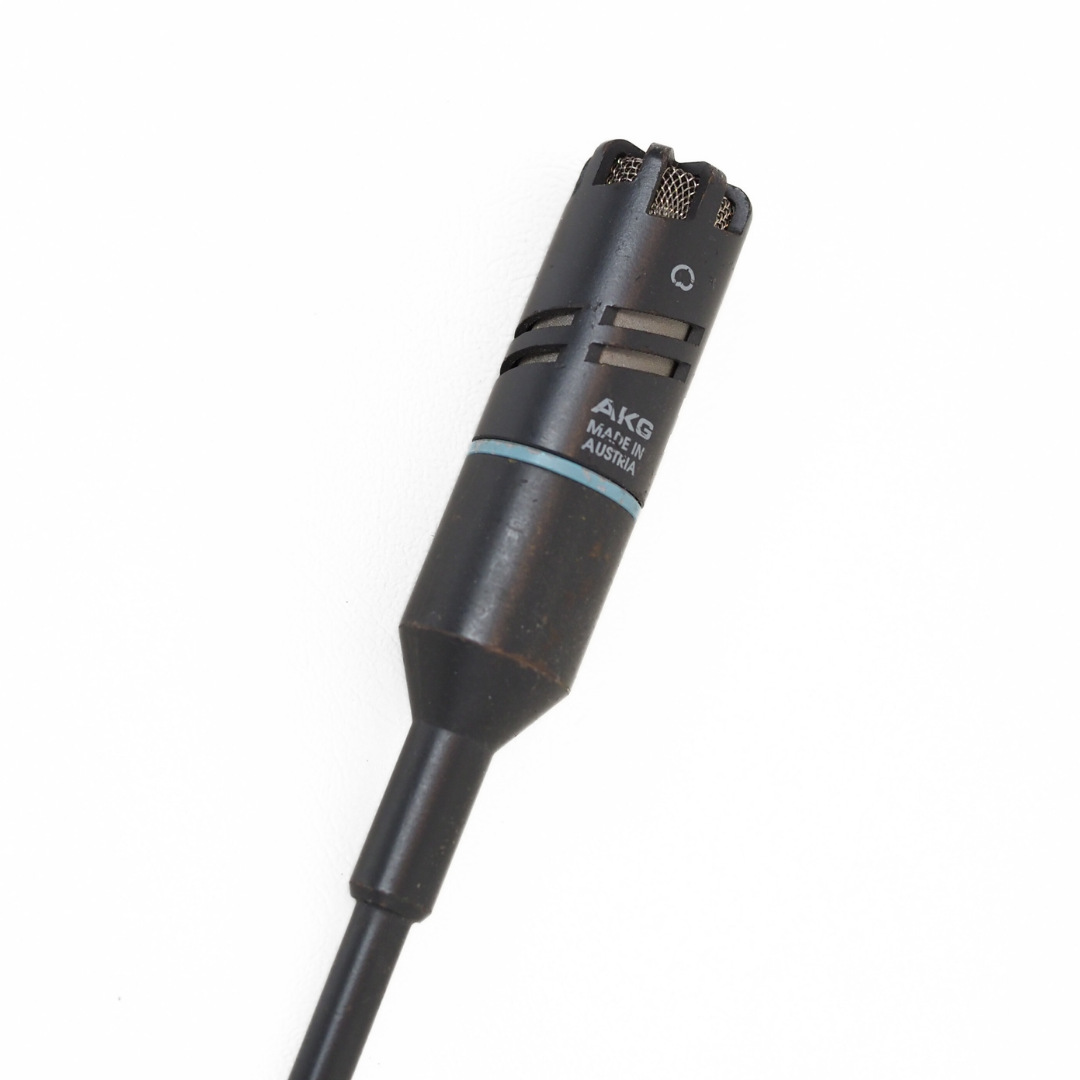 AKG SE300B Condenser Microphone with CK91 Capsule and Gooseneck