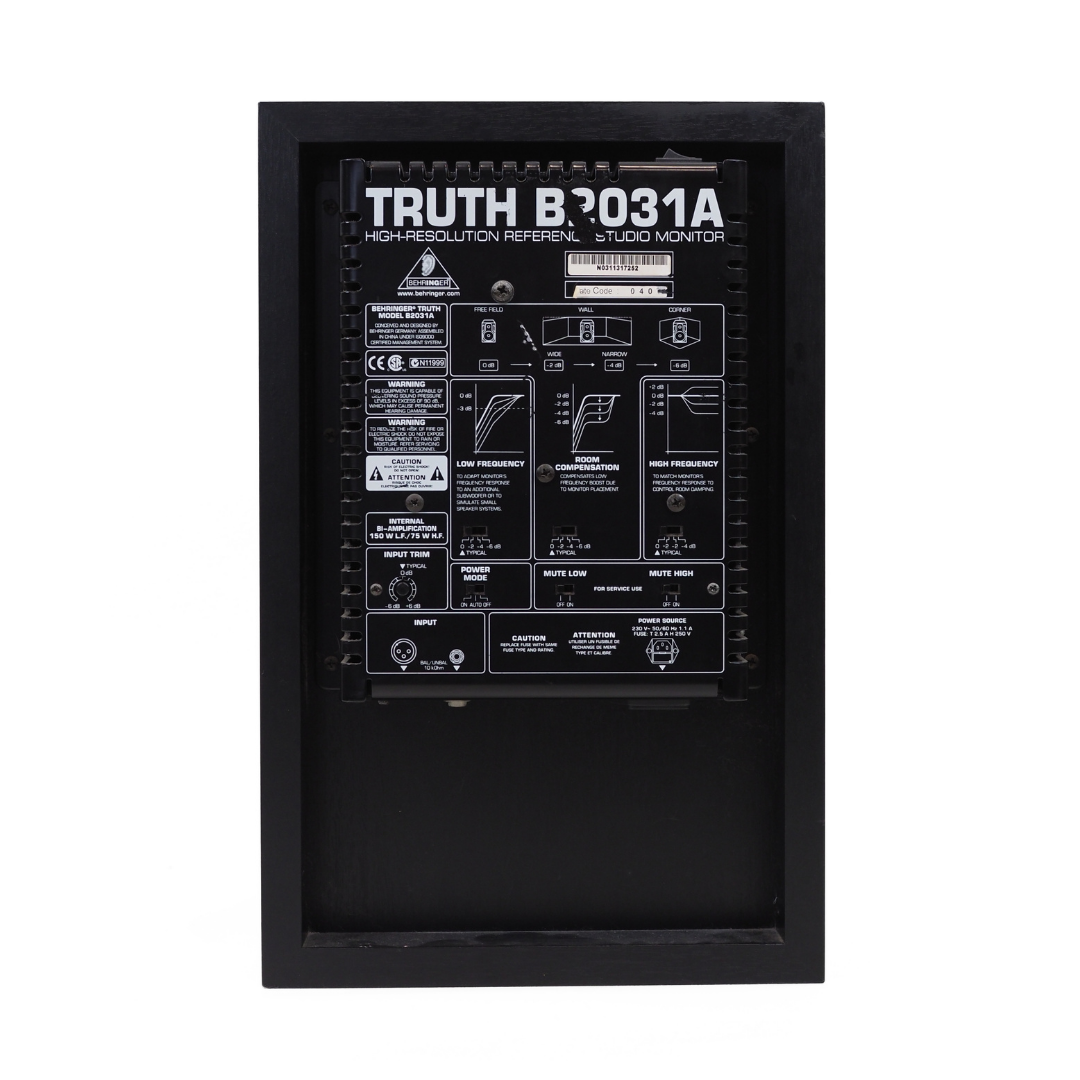 Behringer Truth B2031A Studio Monitor