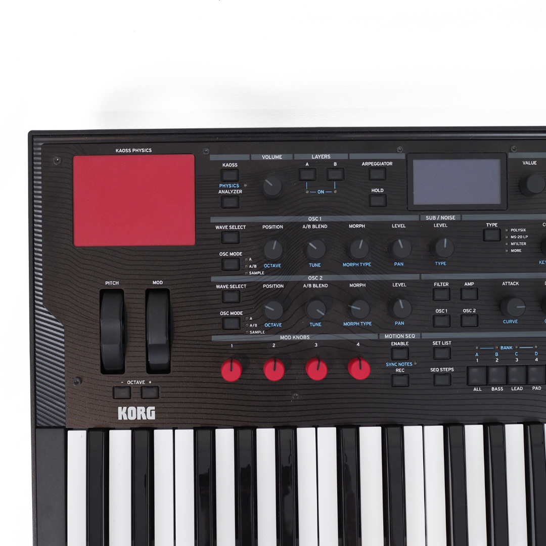 Korg Modwave MkII Wavetable Digital Synthesizer