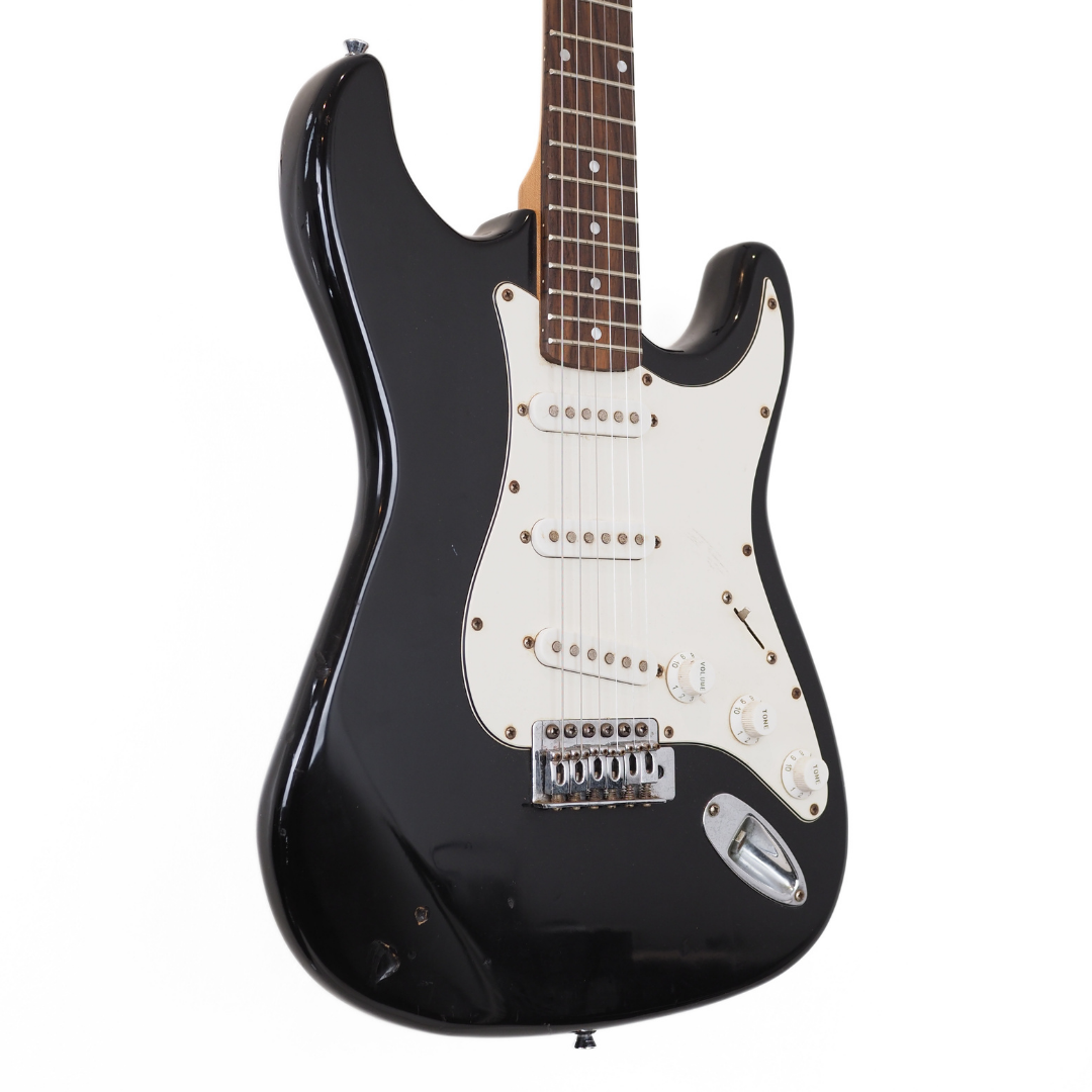Arizon Stratocaster-Style SSS Electric Guitar in Black
