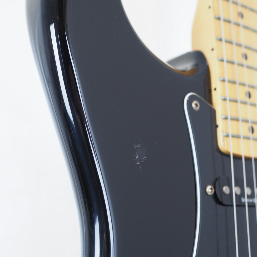 2018 Squier Vintage Modified '70s Stratocaster Electric Guitar in Black