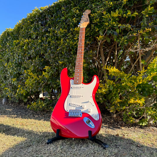 Squier Bullet Strat - Red