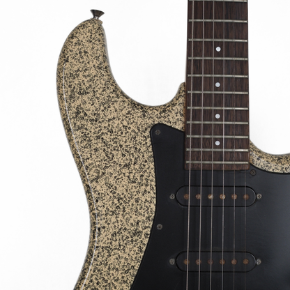 Samick SV-430 SSBK Stratocaster-Style Electric Guitar in Custom Yellow & Black Speckled Finish