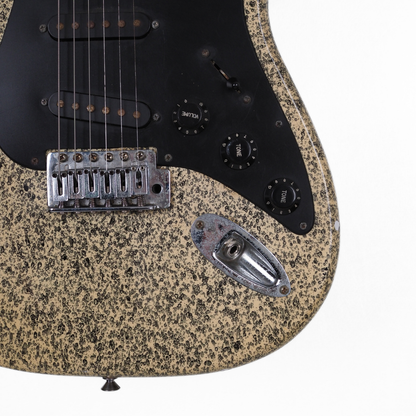 Samick SV-430 SSBK Stratocaster-Style Electric Guitar in Custom Yellow & Black Speckled Finish
