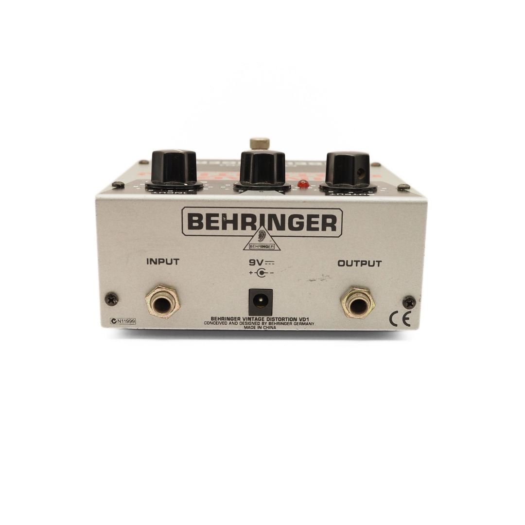 Behringer VD1 Vintage Distortion/Sustainer Guitar Effects Pedal