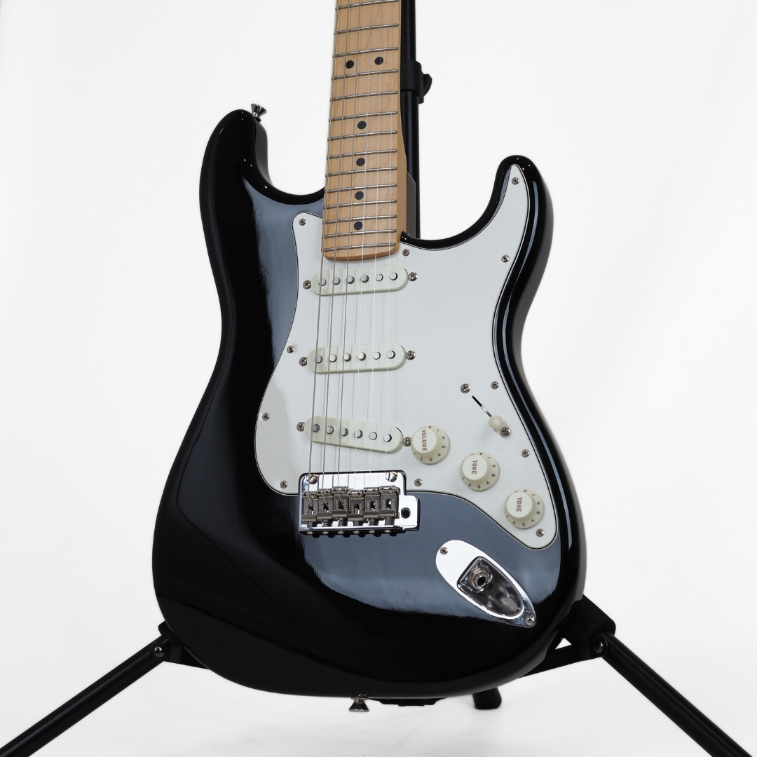 Fender Made in Japan Junior Collection Short-Scale Stratocaster Electric Guitar in Black