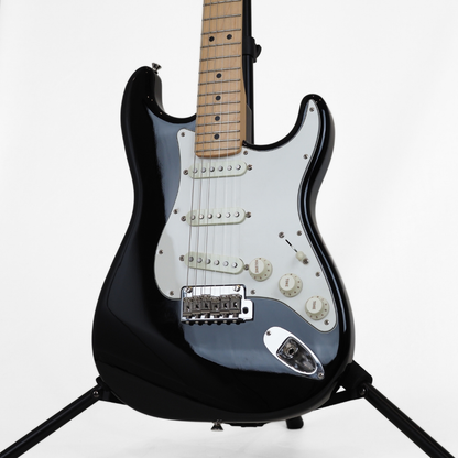 Fender Made in Japan Junior Collection Short-Scale Stratocaster Electric Guitar in Black