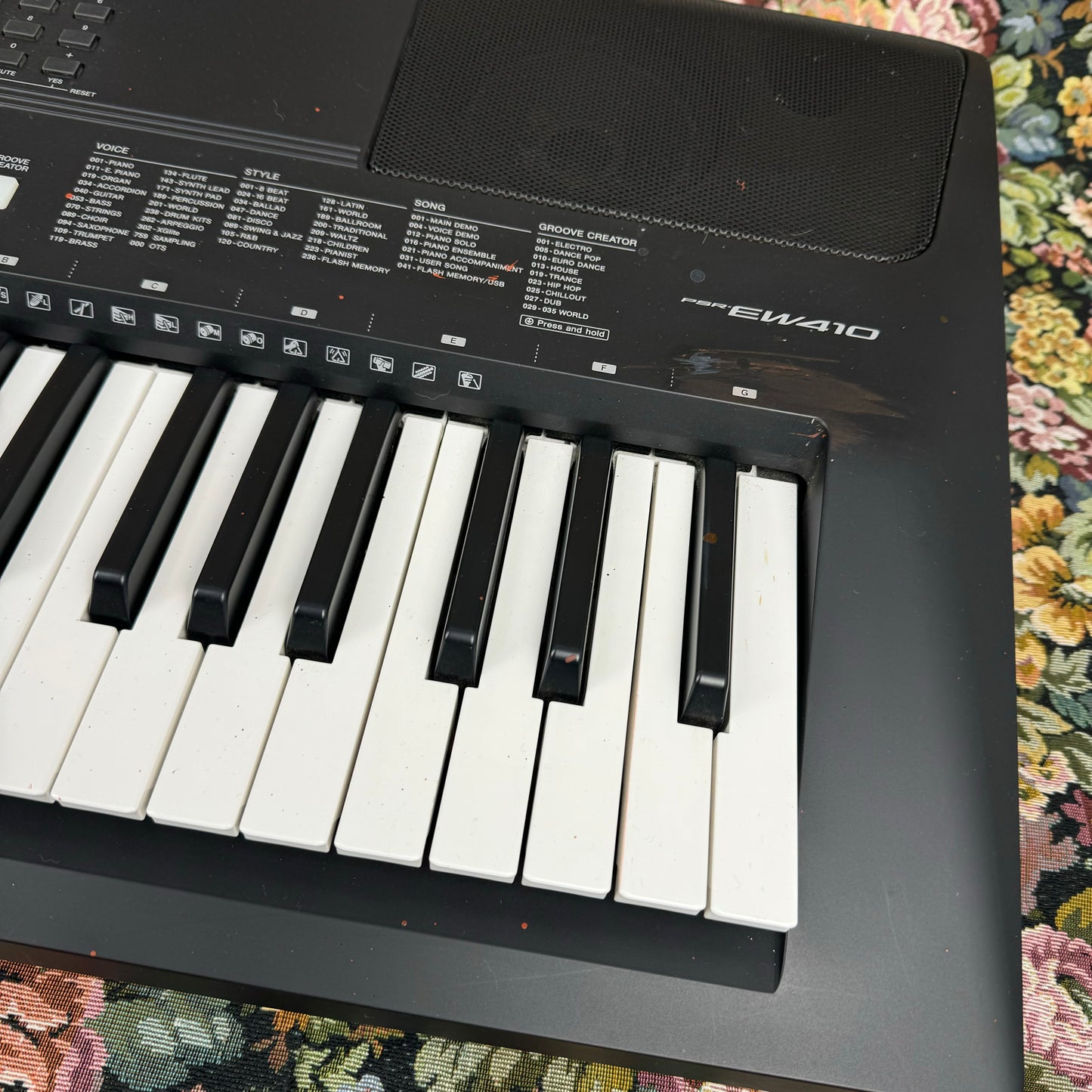 Yamaha PSR-EW410