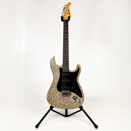 Samick SV-430 SSBK Stratocaster-Style Electric Guitar in Custom Yellow & Black Speckled Finish