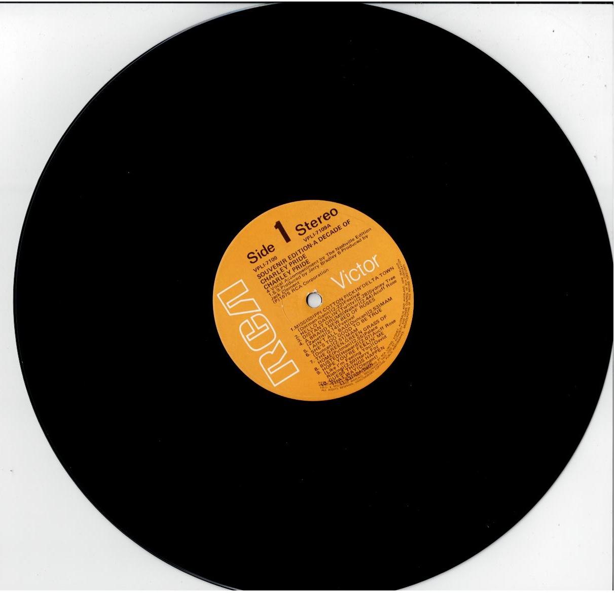 Charley Pride – A Decade Of Charley Pride (Vinyl, LP, Compilation, Gatefold)