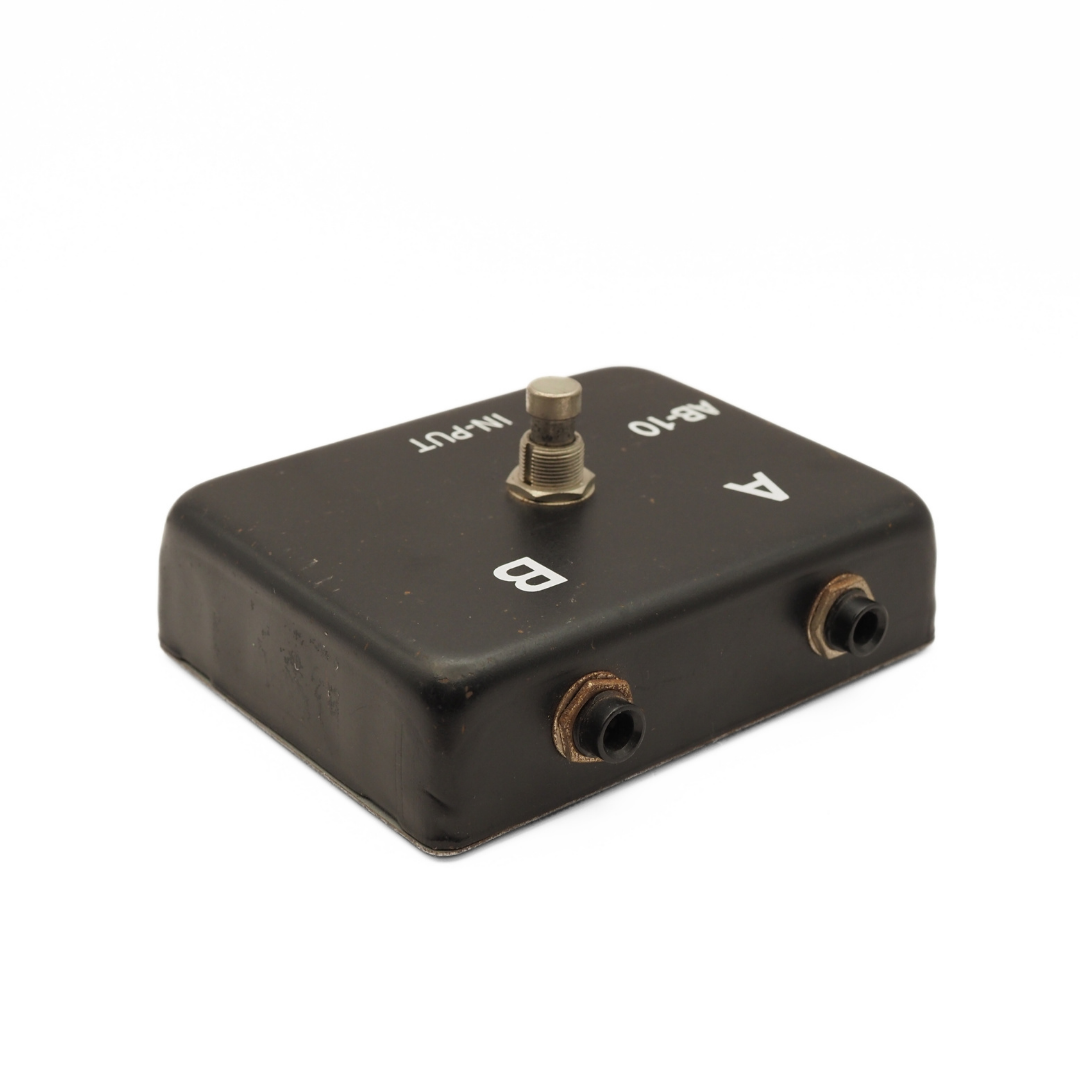 LEEM AB-10 Passive A/B Switching Box (Footswitch)
