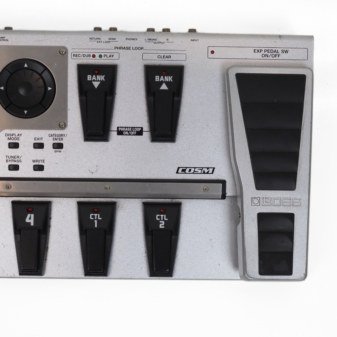 BOSS GT-10 Guitar Multi-Effects Processor