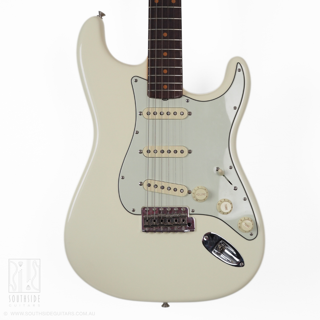2024 Fender American Vintage II 1961 Stratocaster Electric Guitar in Olympic White