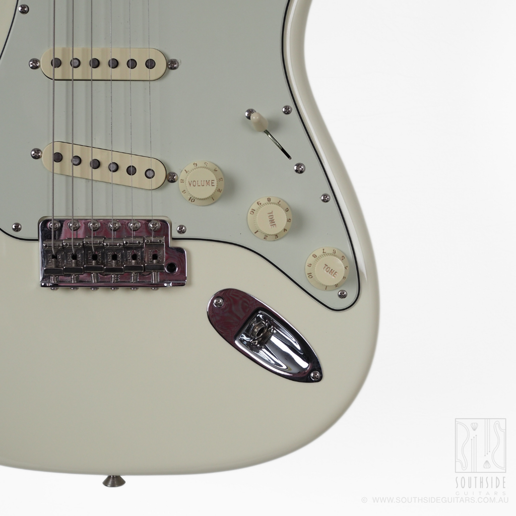 2024 Fender American Vintage II 1961 Stratocaster Electric Guitar in Olympic White