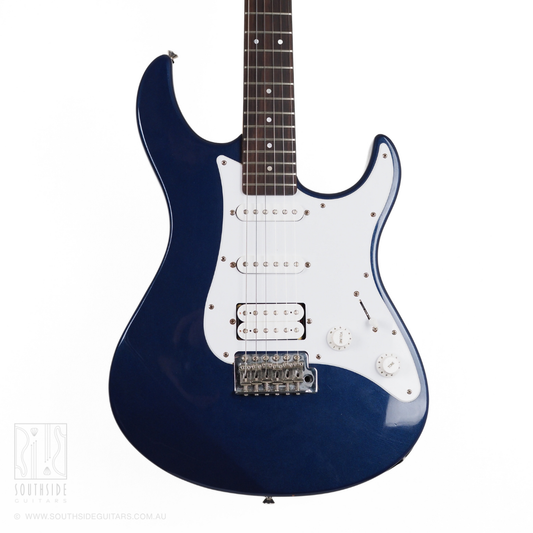 2019 Yamaha PAC012 Pacifica Electric Guitar in Dark Blue Metallic