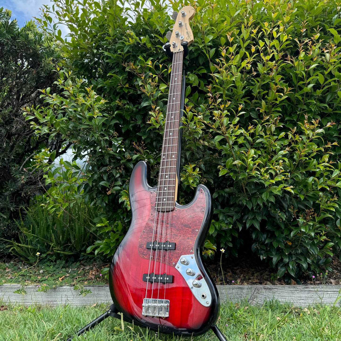 Squier Standard Series Jazz Bass