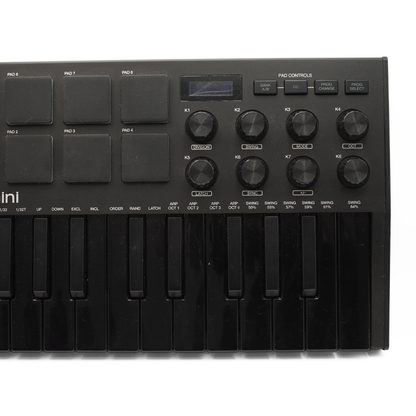 AKAI MPKmini midi controller
