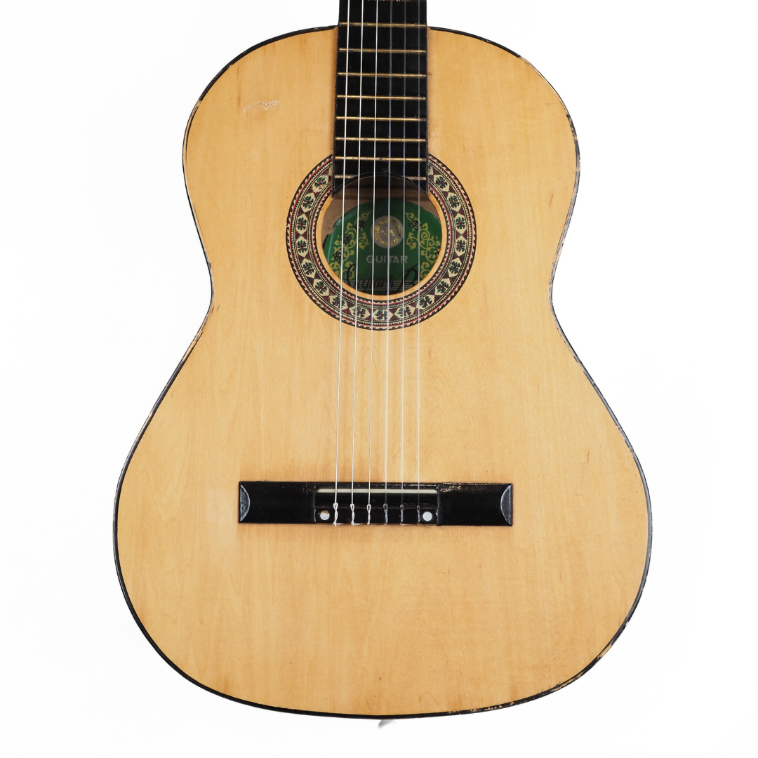 Skylark MG-009 Full-Sized Classical Guitar