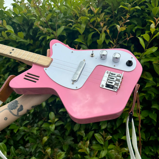 Loog Pro LGPRCEM 3 String Electric - Pink