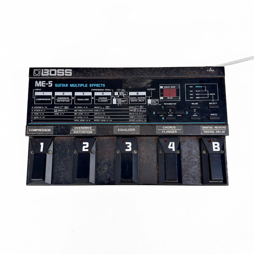 BOSS ME-5 Guitar Multiple Effects Processor Pedal Board