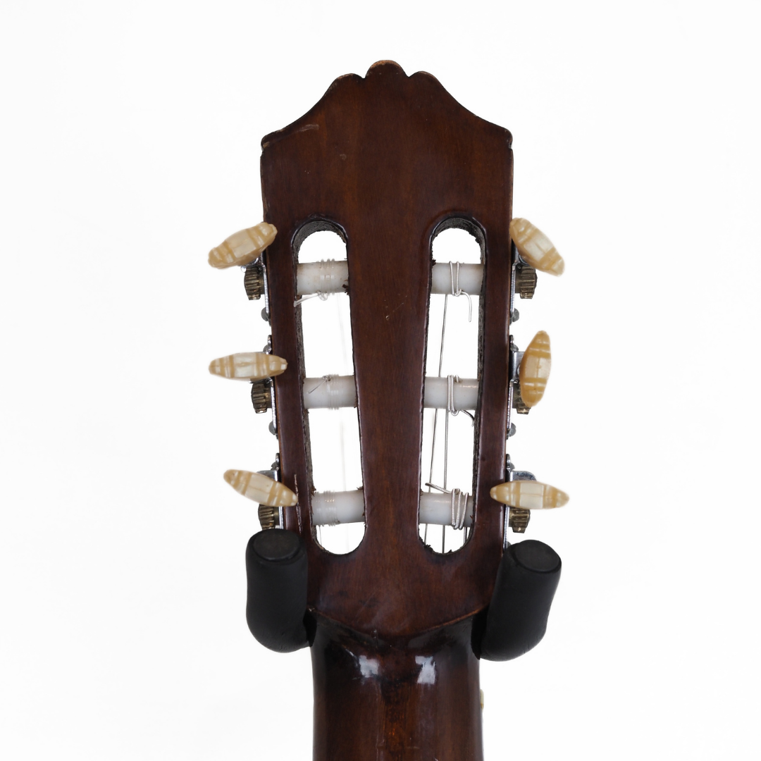 Skylark MG-009 Full-Sized Classical Guitar