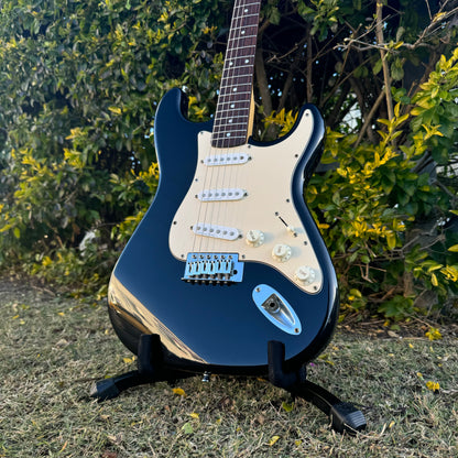 Johnson by AXL Strat Style Guitar