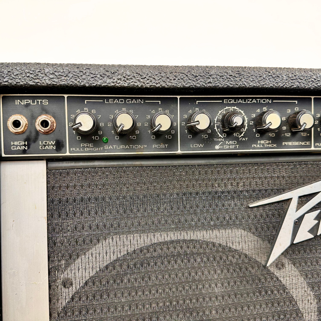 Peavey Renown 400 2x12“ Solid-State Guitar Combo Amplifier